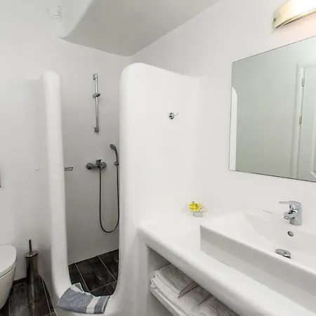 בית הארחה Mykonos Vouniotis 3*