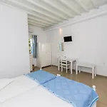 Mykonos Vouniotis Guest house 3*